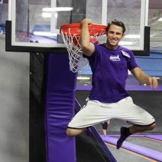 Altitude Trampoline Park - Trampoline Basketball